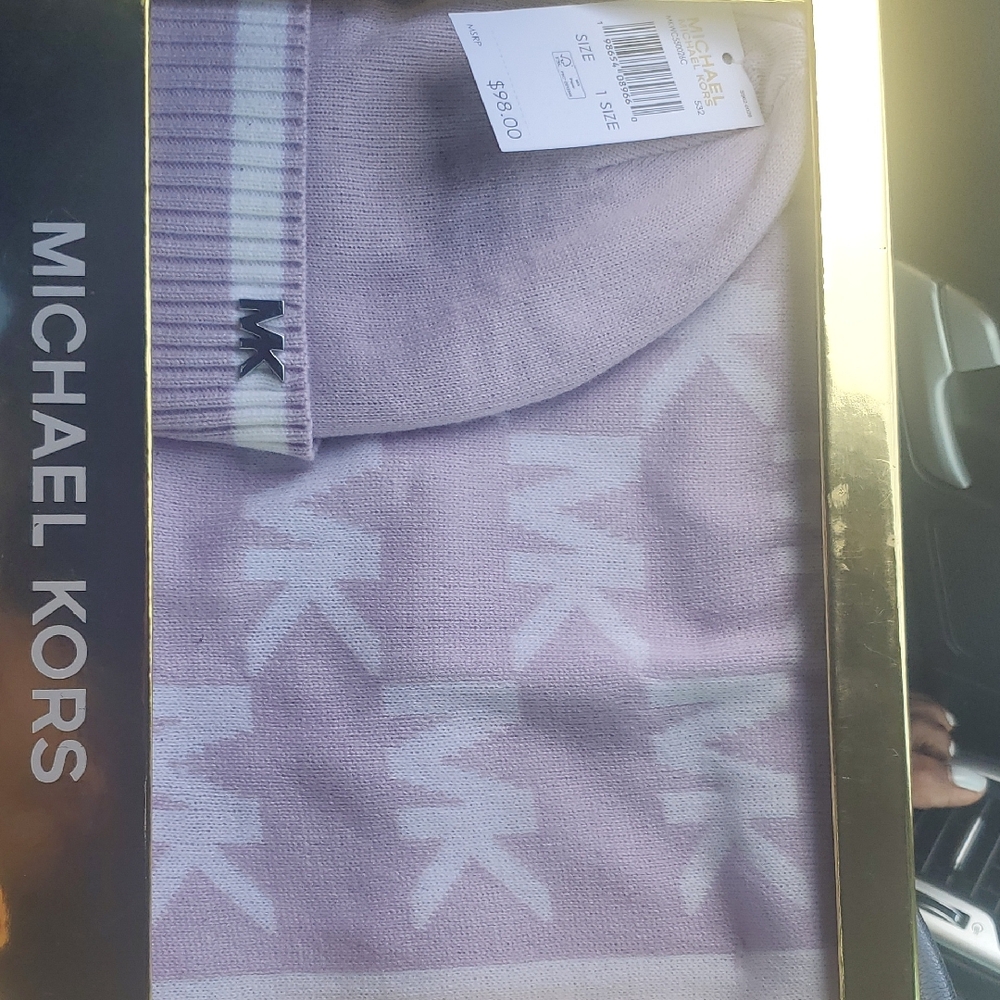 Michael Kors Light Purple Beanie and Scarf Set